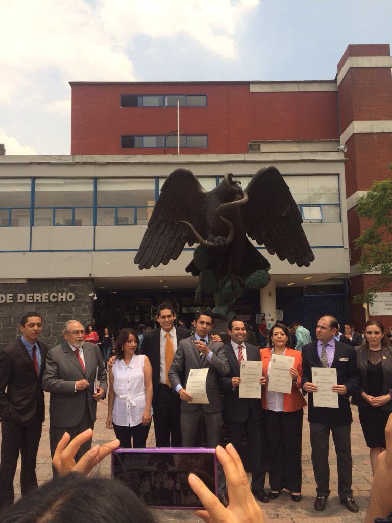 UNAM_POLITICA's tweet photo. @EdithChavezBJ @ClemenMontesdeO @ESTEBAN_RUIZ_C @batiz_bernardo @ceci_olivos @FDoringCasar @ArturoSotomayor http://t.co/ddHjPofZ2T