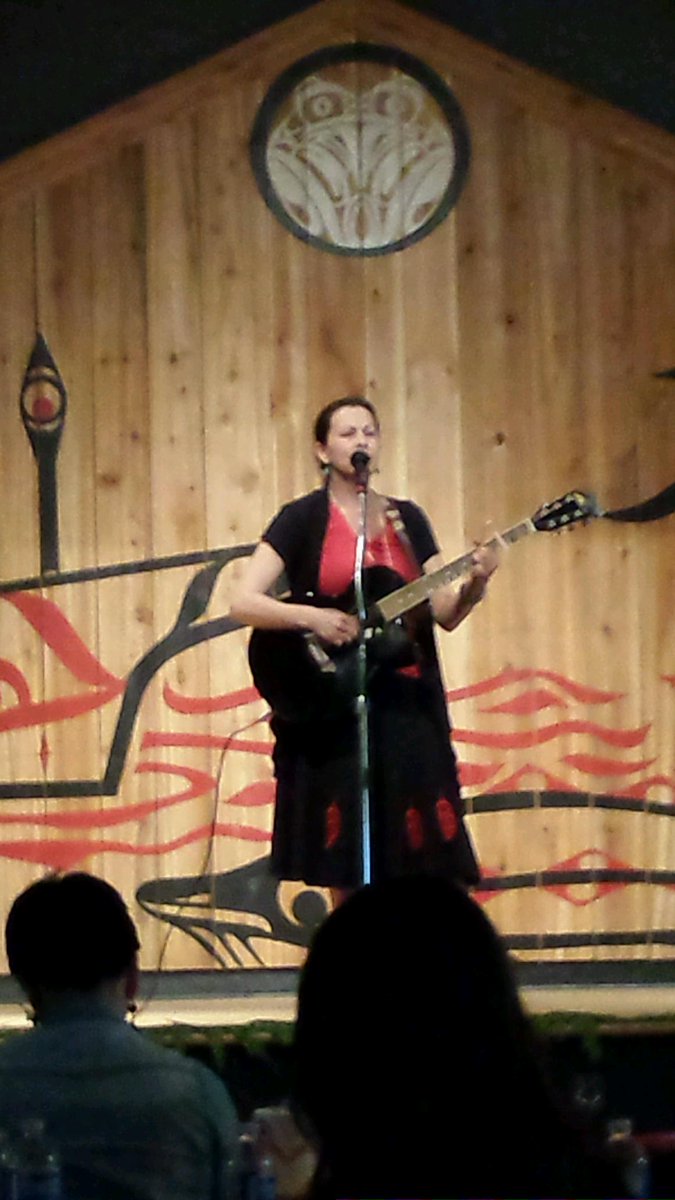 M_Berra57's tweet photo. An amazing evening of community. @Nusdehyoh #sd57  Kim Gouche beautiful voice fills the room. #journeyofothers http://t.co/vSONfQOfdk