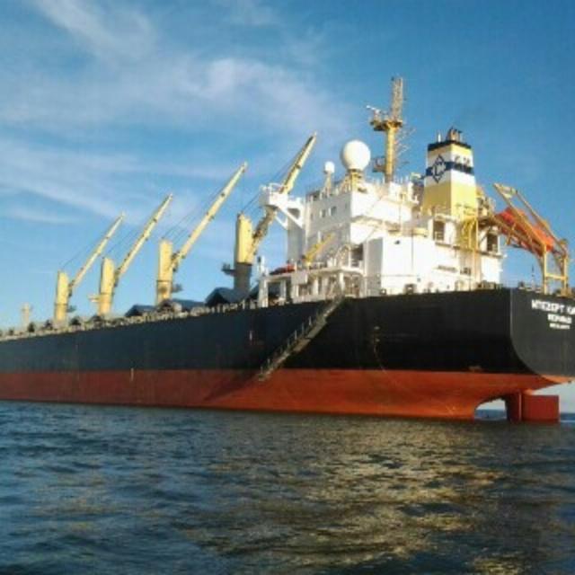 NasdemThacun's tweet photo. Baru tiba di kaltara sipa muat baru bara di tanah kaltara selama 5hari 6 mlm http://t.co/re0DIBs7lF