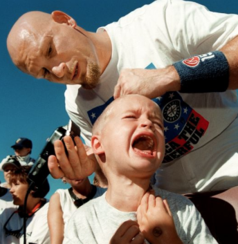 X 上的Darren Rovell：「21 Years Ago Yesterday (May 19, 1994): Jay Buhner  Haircut Night at Mariners game. 426 people got their heads buzzed   / X