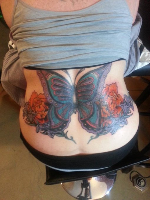 New coverup back tattoo http://t.co/xSLpL1Sozp<a href="/tag/6tosunset"class="tags"><span>#6tosunset</span></a>