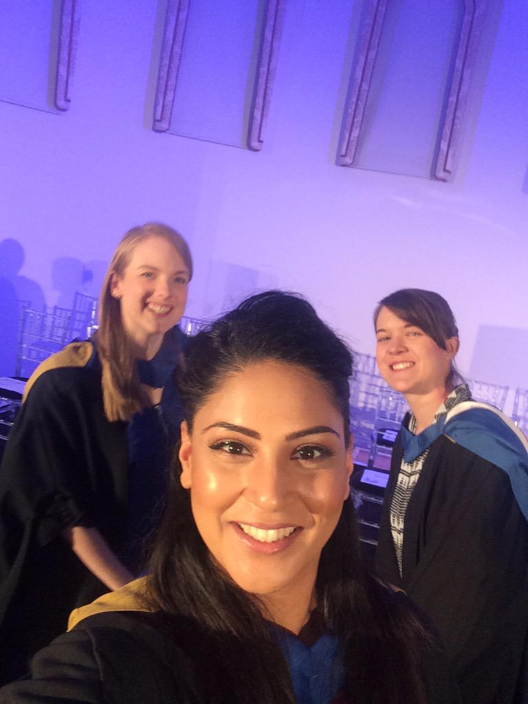 Saadia__Omar's tweet photo. We're ready for graduation! Woohoo @LondonCampus @BeckyCULC @guirichard @Claire_CULC http://t.co/EAZYyOjx5D