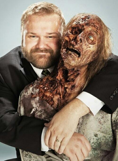 muliesandelk1's tweet photo. #RobertAppreciationDay @RobertKirkman Much LOVE to the creator of OUR TWD! @GunnerGale @ScottMGimple #NormansAngels http://t.co/2uPctAHmKH