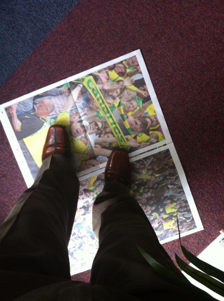 RussellIanCook's tweet photo. We have found a new door mat for @IpswichTownFans http://t.co/0k43DRiQkF