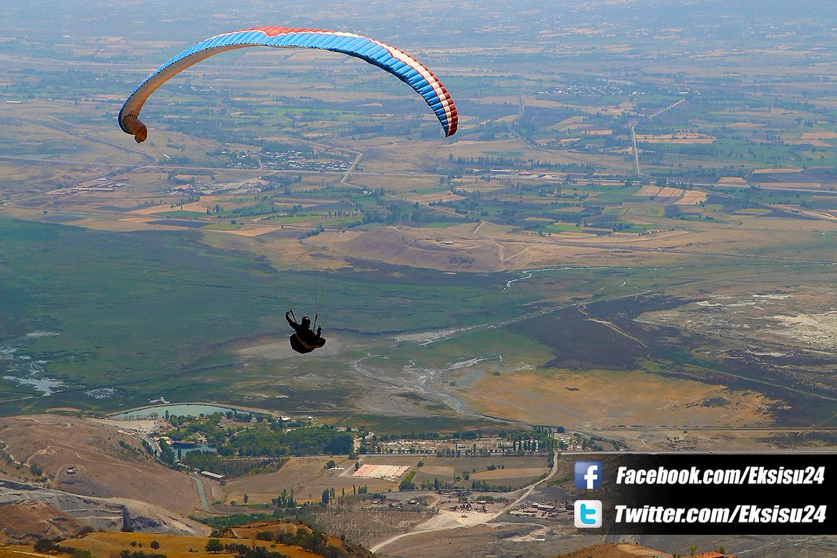 Ekşisu'da yamaç paraşütü ile uçmak bir başka olur #Erzincan #Ekşisu <a href="/ervalilik/">Erzincan Valiliği</a> <a href="/C_Bassoy/">Cemalettin Başsoy</a> #YüzyılınProjesi #BendeOlan