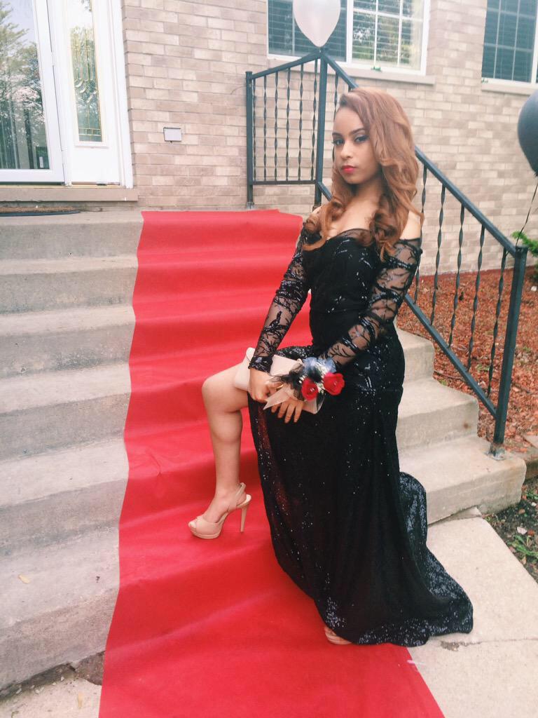 PromPics015's tweet photo. 😍😍💅

@lordxdevo @Earlyapril_ http://t.co/33ou75MGyX