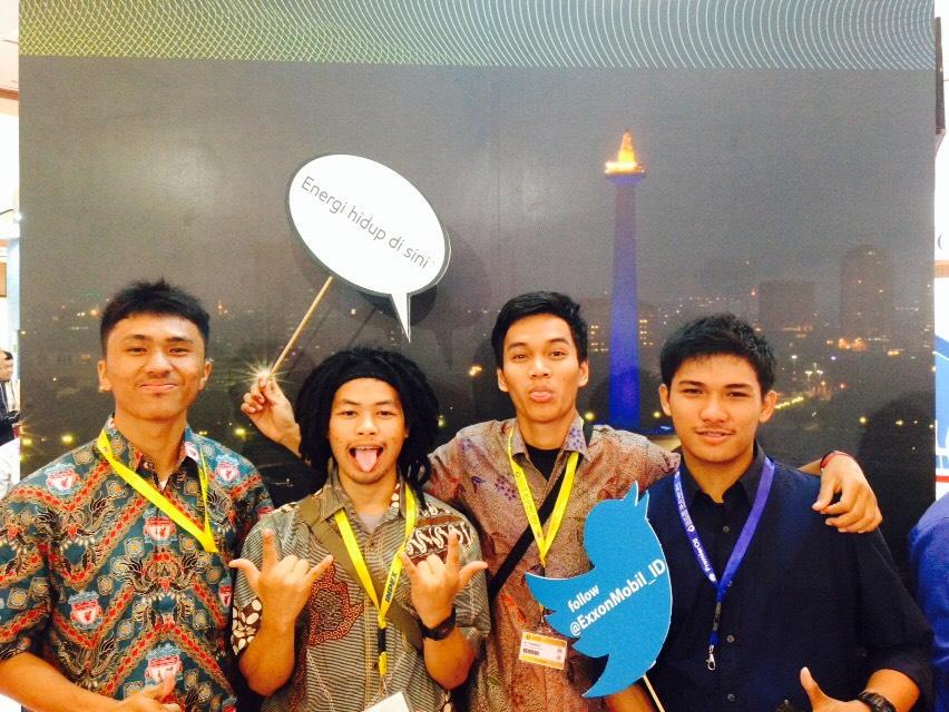 Tarmidzi27's tweet photo. Exxon T.O.P @ExxonMobil_ID #ExxonMobilAtIPA http://t.co/ihWcVs5OQi