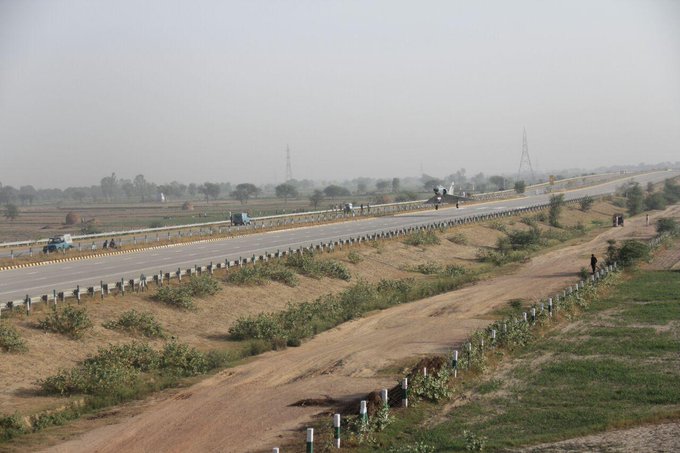 View image on Twitter