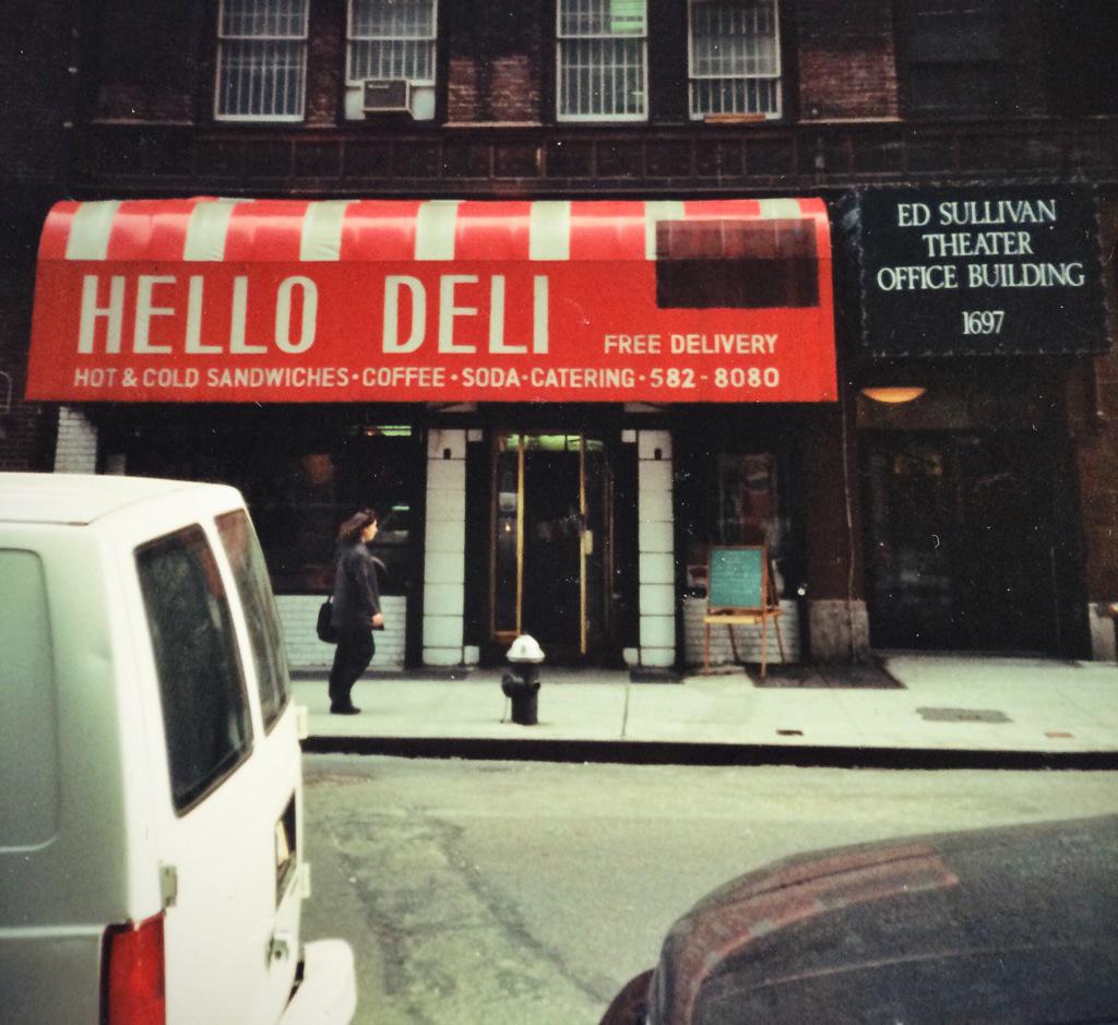 red_dotdesign's tweet photo. Memories of a trip to NYC &amp; gentle stalking of Dave in 1994. #mujiburandSirajul #rupertGee #hellodeli #Letterman http://t.co/G3qCYuPhON