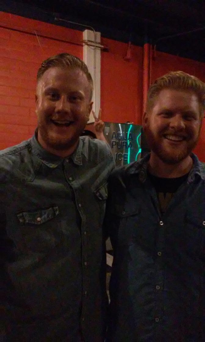 Loop_918's tweet image. Good picture with the twin @themaine