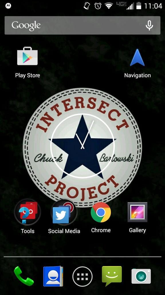 amber_amberson's tweet image. Don&apos;t mean to brag, but I&apos;m currently killing it with my background selection #teambartowski #intersectproject