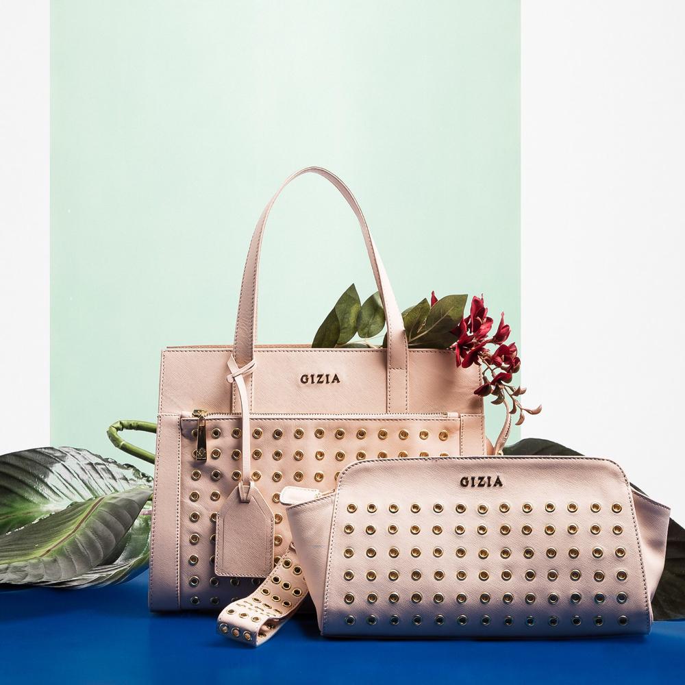 All In The Details... 🍃👜🍃
GIZIA SS/2015 , çanta koleksiyonu 
Size en yakın mağaza için buff.ly/1Ag6Irb