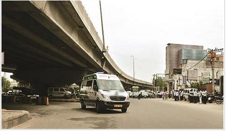 IPS_Association's tweet photo. Delhi Police create green corridor 2 save patient http://t.co/2XTlck7yOW @mukteshchander @DCP_North_Delhi @dtptraffic http://t.co/1KhWEwUyj8