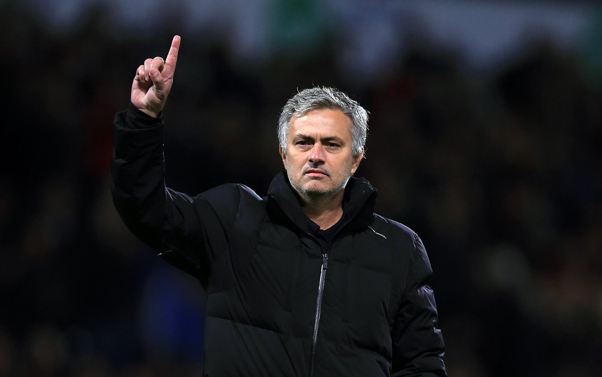 ChelseaFC's tweet photo. The nominees for the Barclays Player and Manager of the Season awards have been announced... http://t.co/Hopxw55vZr http://t.co/nwyDo0O2Xz