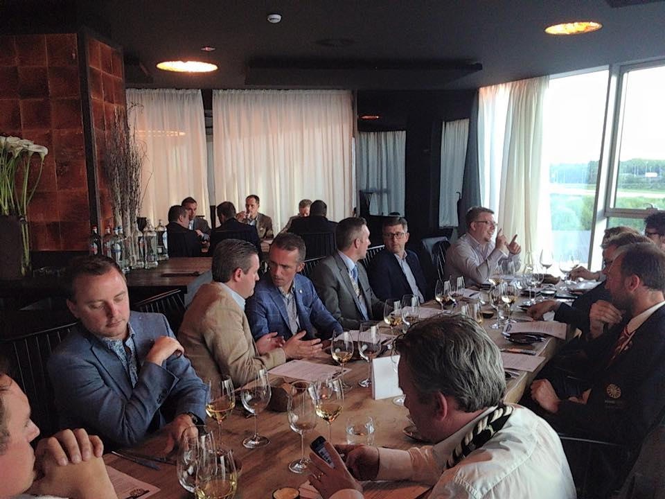 yannroundtable's tweet photo. Presidents Meeting Zone 1 @ Horseele Gent. #ghelamco #gastronomic #greatconversations http://t.co/mWRw7l8dMX