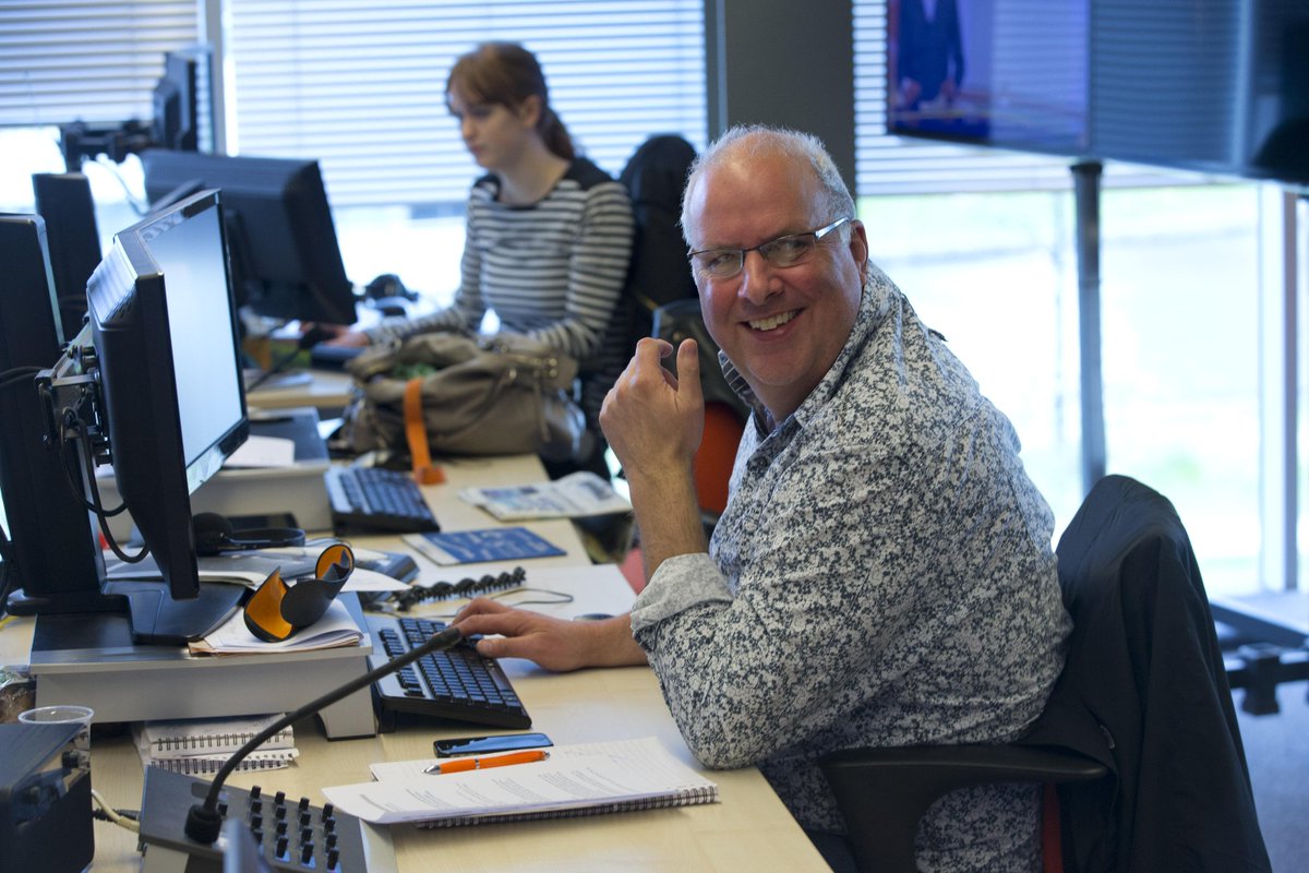 remyvanmannekes's tweet photo. Werk! @rtvnoord zoekt 2 bureauredacteuren TV (m/v, 36 uur p.w.) zeg het voort! http://t.co/y2eBfkKevh  http://t.co/LseH3cXKuT