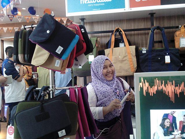 raniyulianty's tweet image. Ada yang cari tas warna ungu @GeeksStoreBEC ini dia @Giapecanduhujan