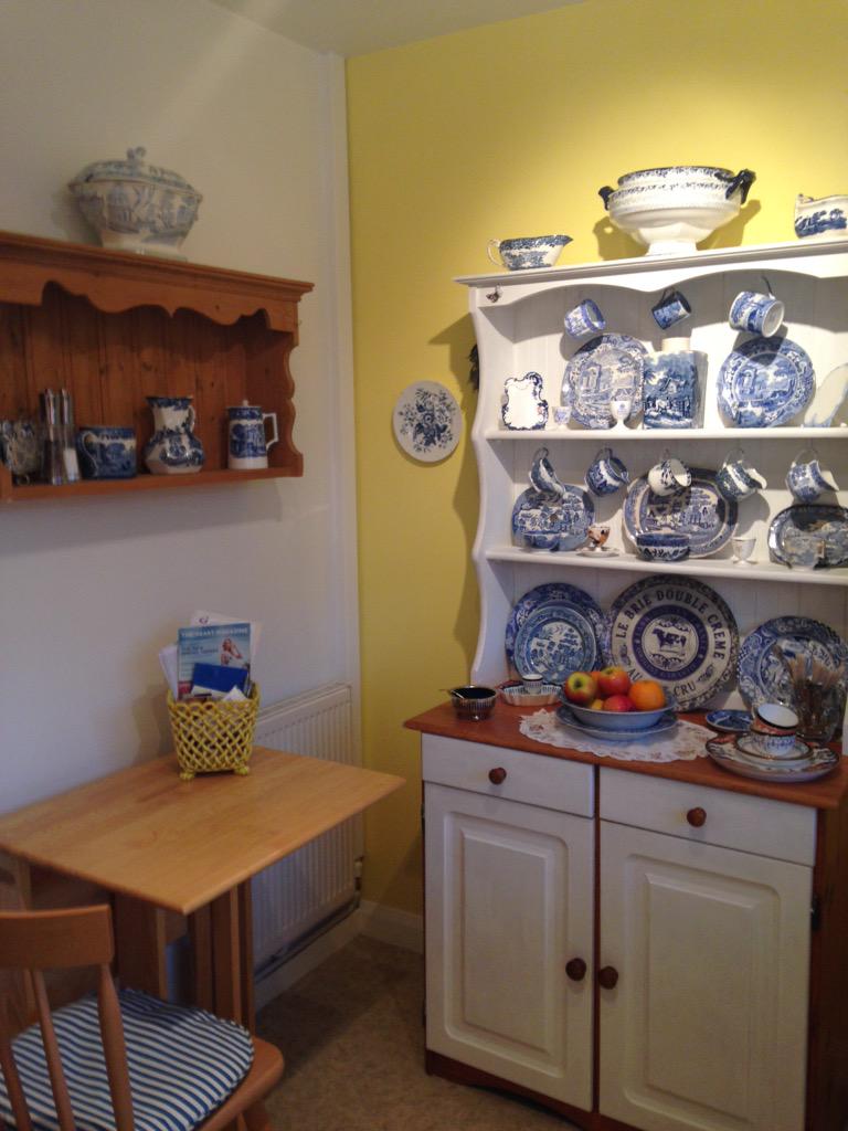 JuneWatmore's tweet image. I cut off the top of this dresser to make this cottage shelf