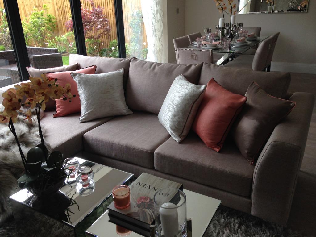 JuneWatmore's tweet image. Cushions designed and #bespoke made for show home #Walton #molesey #hersham #cobham