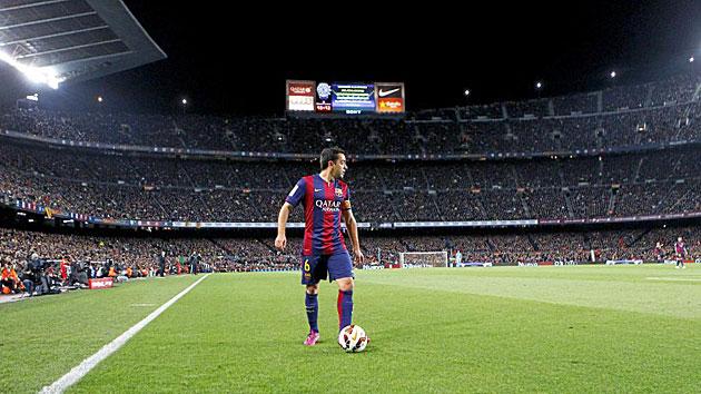 marca's tweet photo. Xavi: Una vida, un equipo. El perfil de la leyenda culé, por @pabloegea http://t.co/Brf2vJrAgp http://t.co/VZ4csu5ijw