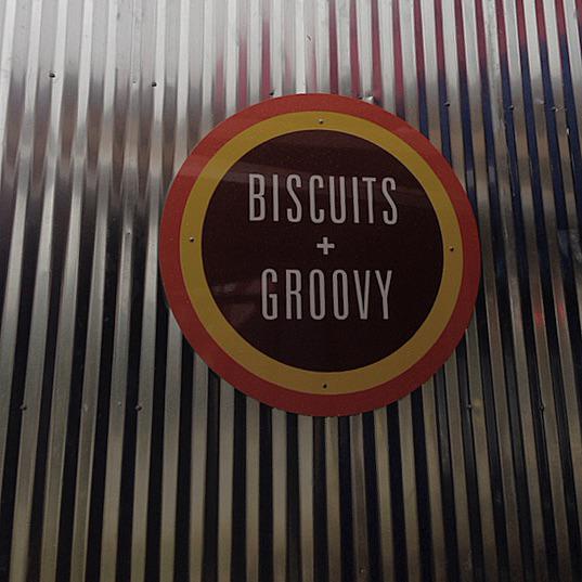 FoodTrailersATX's tweet photo. What do you do bright and early? You film an episode with @sortedfood and @BiscuitsGroovy http://t.co/1r8fGoXaA6