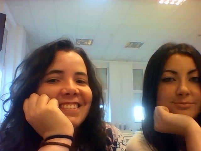 beatriizserrano's tweet photo. escuchando a santi hablar de maqui @SandraGarccia http://t.co/nPpRxIQDef