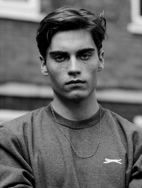 MiLKMANAGEMENT's tweet photo. New face Henry Owen for @youngleomag sportswear story 'Henry' by Laura Coughlan, Lucy Hamilton &amp; Natasha Smith 🌚 http://t.co/peZhO65nAI