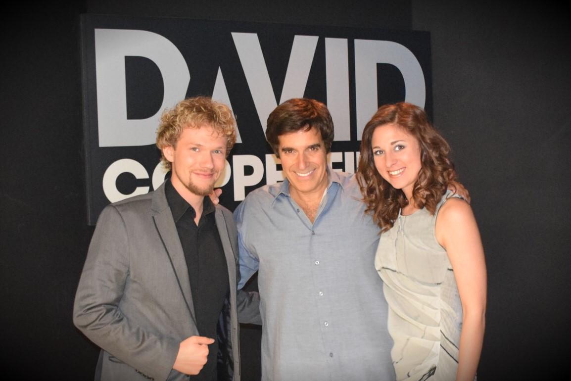 thommyten's tweet photo. Today we were invited to see @D_Copperfield 's show and had the pleasure to meet him afterwards. Thank you David! http://t.co/OoJN9qwMjM