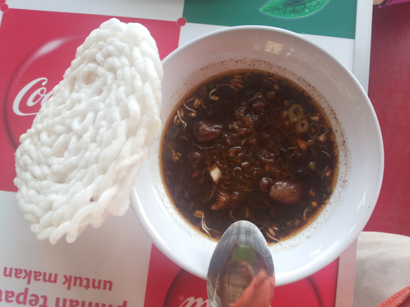 ngarepmburi's tweet photo. malam jumat, makan Rawon yang tepat. http://t.co/CgrPLcrwVr
