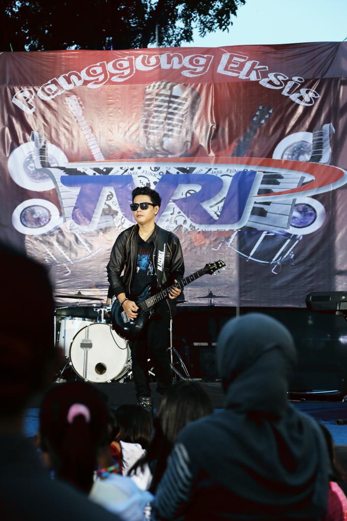 pingme622's tweet photo. @Panggungband http://t.co/J5GiUyQ1Df