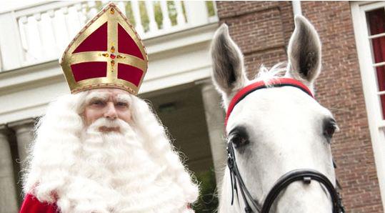NUnl's tweet photo. Landelijke intocht Sinterklaas dit jaar in Meppel: http://t.co/8w9wI6cR2Q http://t.co/FE1nlpjHHO