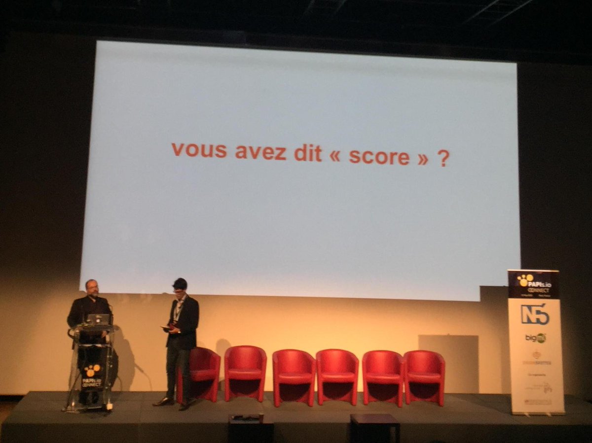 drenerbas's tweet image. Did someone say &quot;score&quot;? @louisdorard goes bilangue #PapisConnect