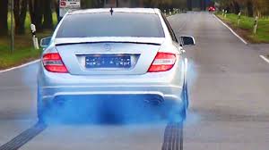 Gidi_Traffic's tweet image. “@TheCoreGroupNg: #bluesmoke
Valve guide seals or #pistonrings are worn out &amp;amp; oil is leaking 2the #combustionchamber http://t.co/bhphQBO3Nx”