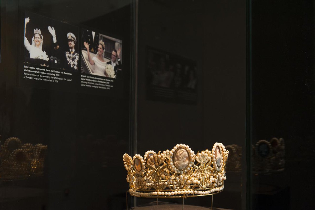 Joséphines Cameeëntiara <a href="/dehermitage/">Hermitage Amsterdam</a> Amsterdam
Josephine’s Cameo Tiara in <a href="/dehermitage/">Hermitage Amsterdam</a> Amsterdam

Photo Janiek Dam