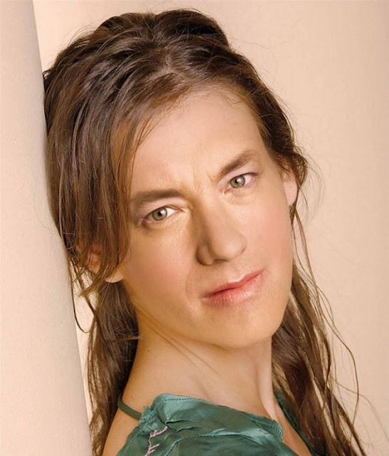 Ckandrew14's tweet photo. #MakeSomeoneFallForYou Tell them you're related to a celebrity. http://t.co/GrBj0ZCBwN