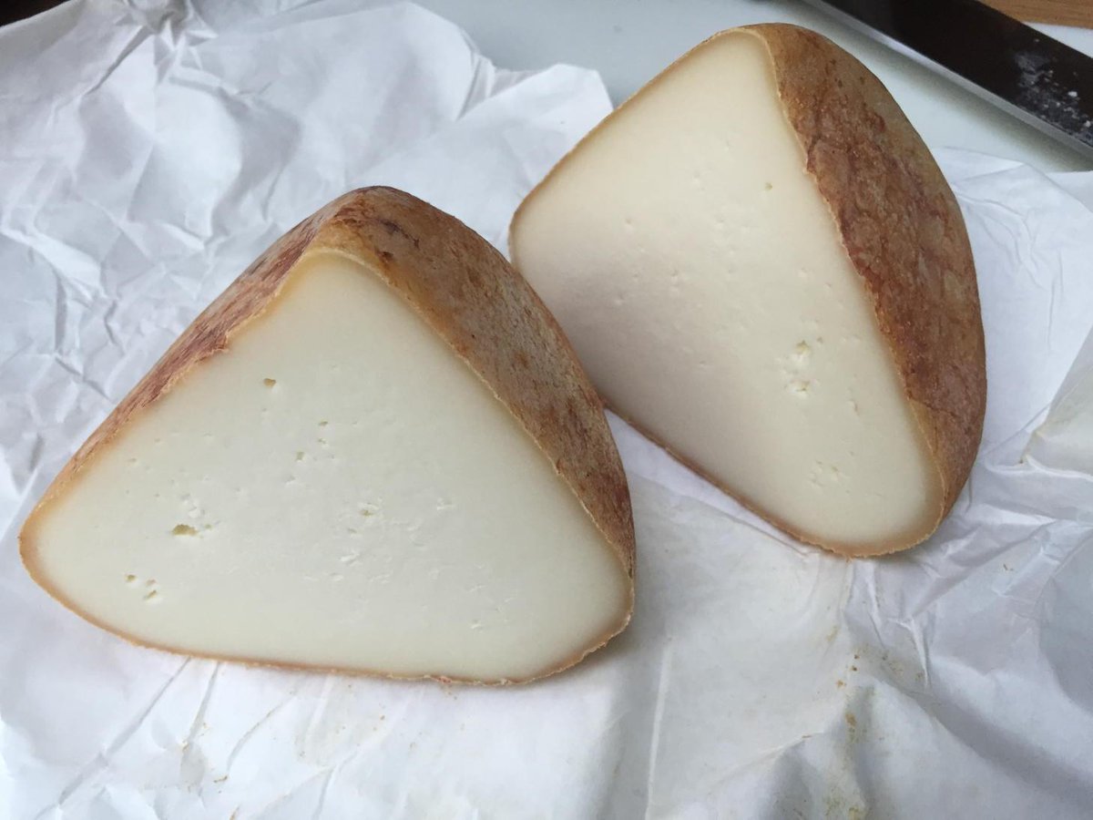 pondini's tweet photo. Newly arrived organic pecorino Marzolino! Milk collected in March then aged 60 days. http://t.co/vpwTabKcEO