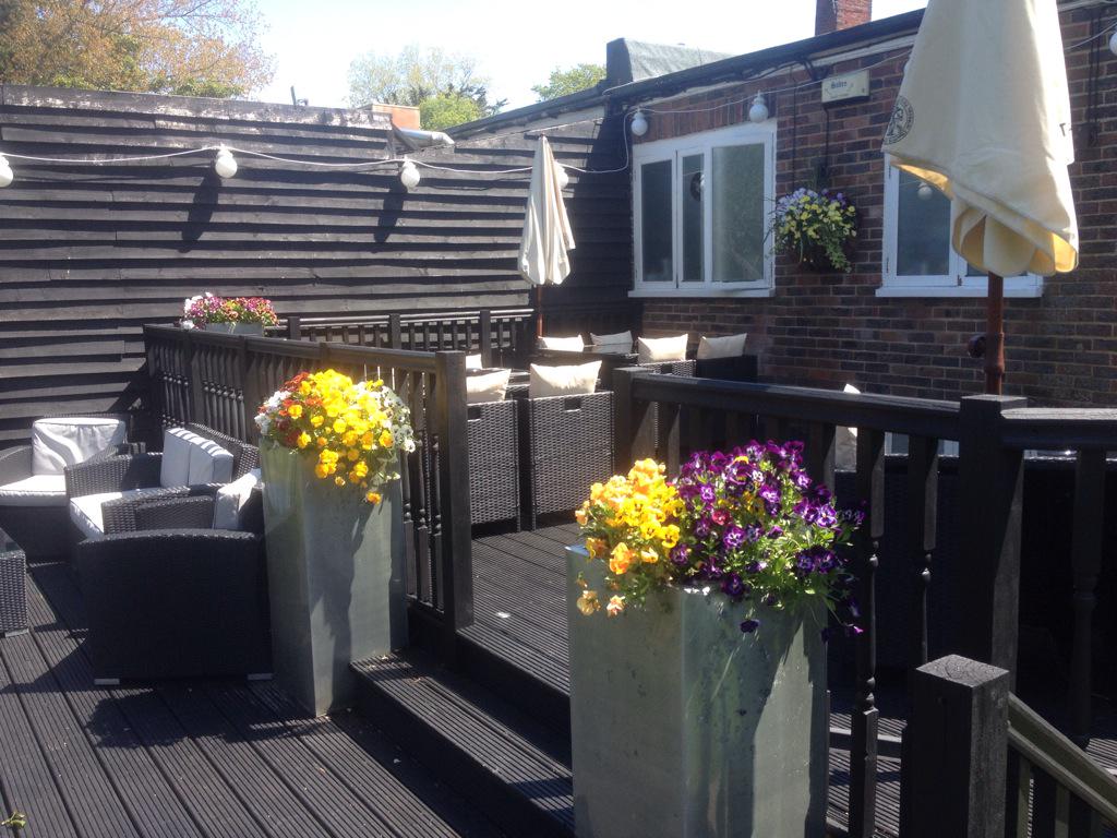 The Plough Inn tweet media