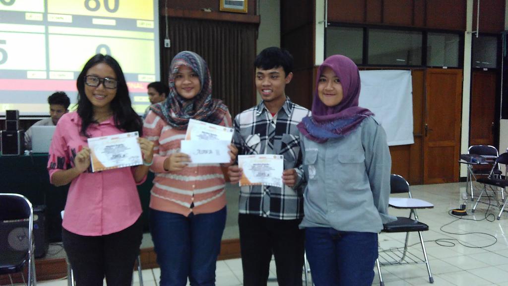Selamat kepada kelas F sebagai juara 3 FAPET SMART 2015 <a href="/EXMOOR_2013/">FAPET UNPAD 2013</a>