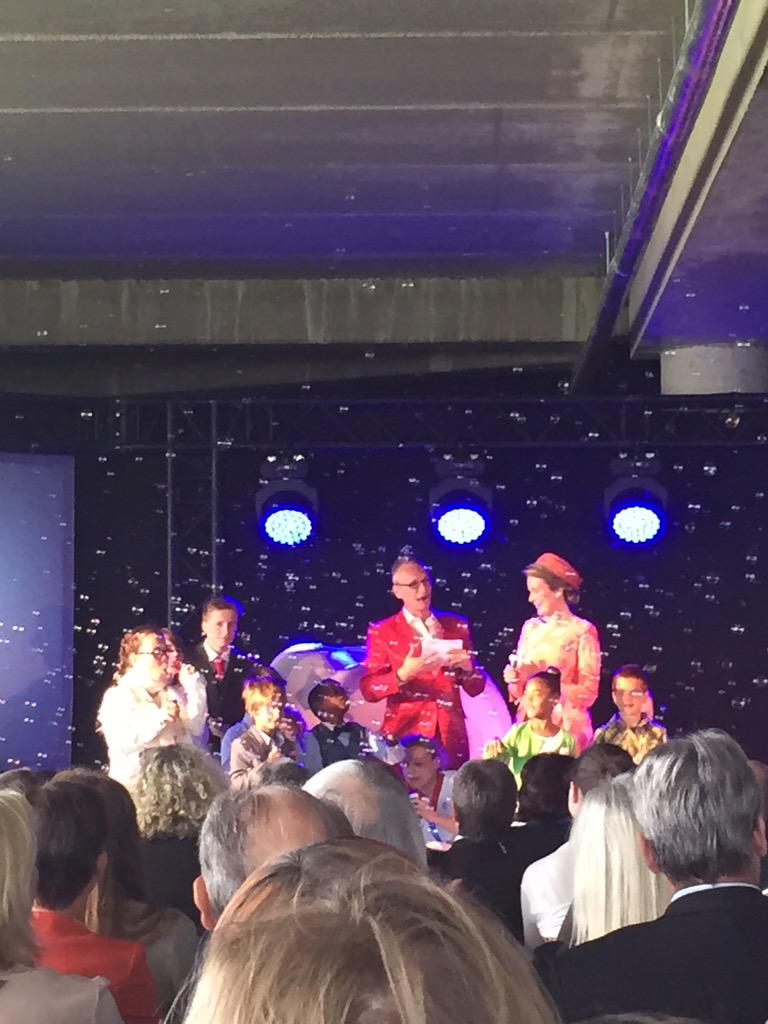 ReinMaertens's tweet photo. Plechtige opening van het Koningin Mathilde Moeder en kind centrum @UZAnieuws http://t.co/HyJjkQPZyk