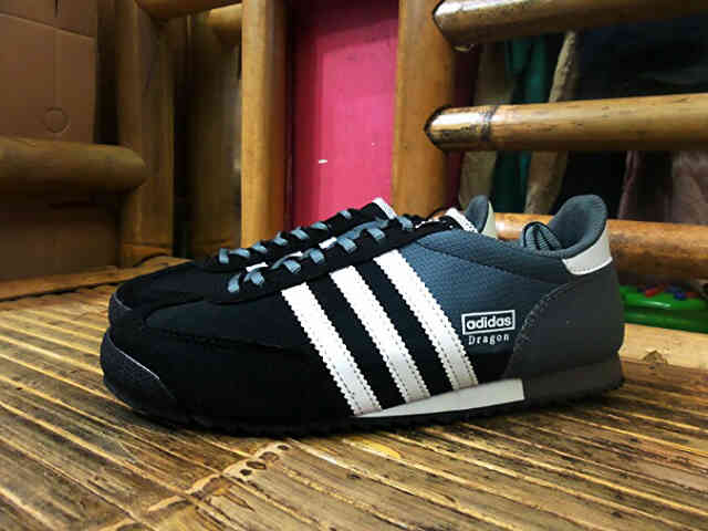 ipunk_shoeshop's tweet photo. Adidas dragon

Size 39 s/d 44

( LOW PRICE )

next informasi  invite admin

BBM: 25F691CD http://t.co/UkeJHZZITN