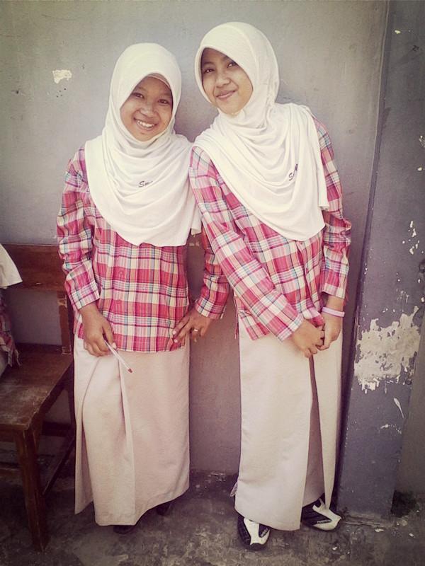 subaydah_sibay's tweet photo. With @firdasilfia http://t.co/ATKwdtxqM1