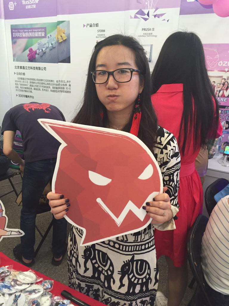 Zac_Pundi's tweet image. Wozlla with our latest game in Tsing Hua university. #时空召唤 #html5love