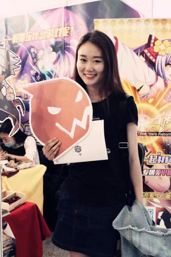 Zac_Pundi's tweet image. Wozlla with our latest game in Tsing Hua university. #时空召唤 #html5love