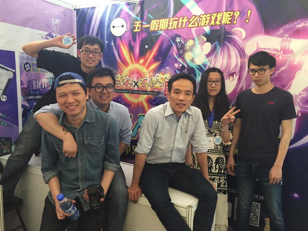 Zac_Pundi's tweet image. Wozlla with our latest game in Tsing Hua university. #时空召唤 #html5love