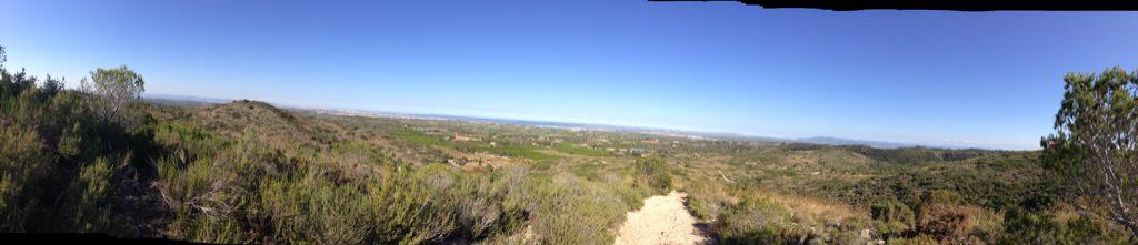PepeLLS's tweet photo. L'escoltes...? #trailrunning #runhappy #EntrenaSport http://t.co/cz8UECOOy6