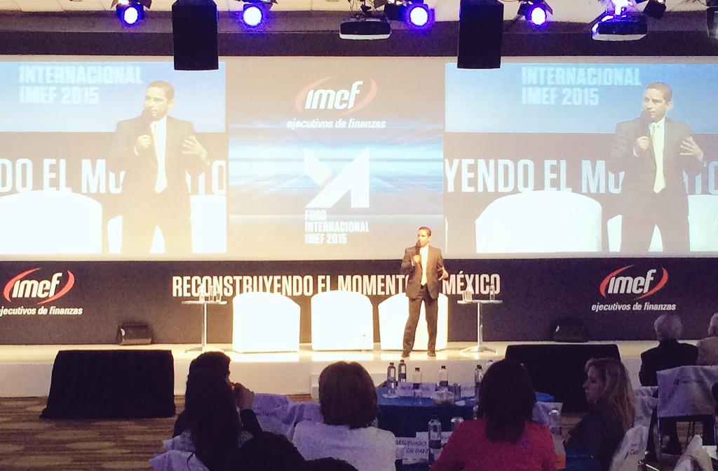 HumbertoGzzNL's tweet photo. Tocando el tema de seguridad frente al Instituto Mexicano de Ejecutivos de Finanzas (IMEF). http://t.co/8Oxw4cobeD