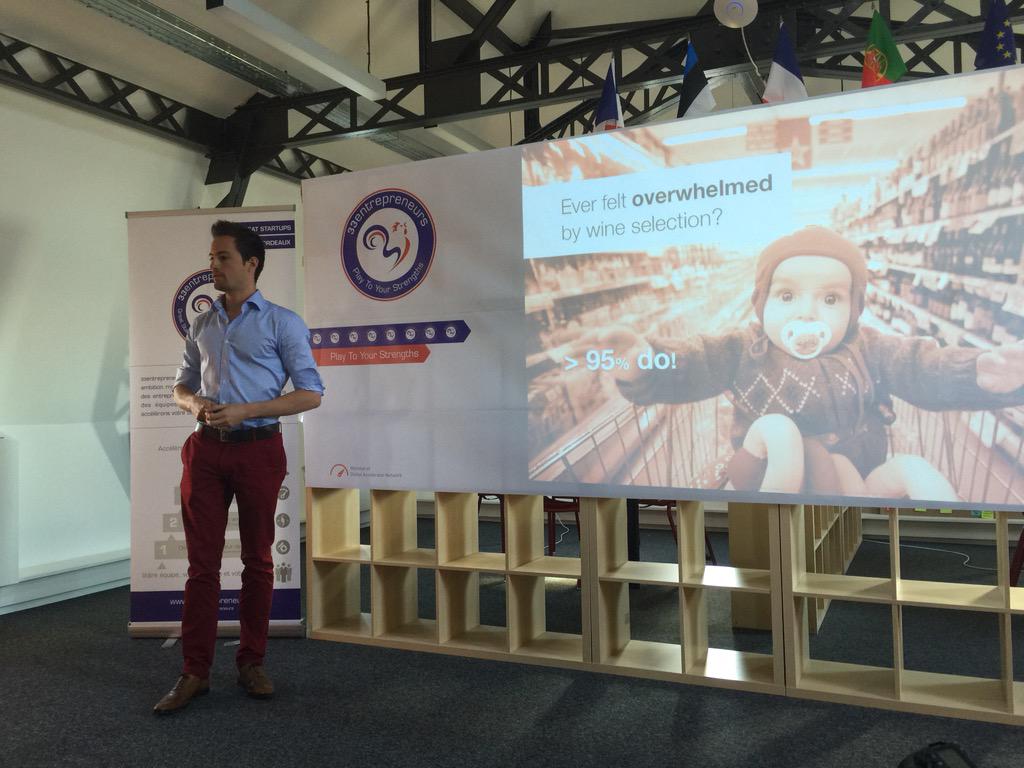 vincent_pretet's tweet photo. Hey @WinetaCom is pitching #JonRubinstein at @33entrepreneurs. #PlayToYourStrengths http://t.co/uWOilPOohZ