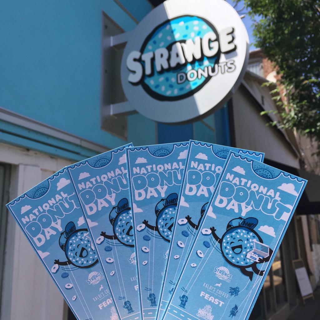 strangedonuts's tweet photo. #StrangeDonutDay tickets now at Maplewood + Kirkwood! $10 gets you all the dones and vibes. Moving quick don't sleep! http://t.co/TKNcVwvJEX