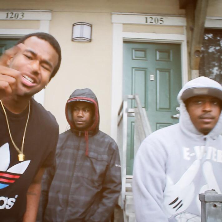 StackItUp_YN's tweet photo. 1⃣4⃣ #WebShit #FreePoloOutThatJam 🔓 http://t.co/6RVPttYQVN