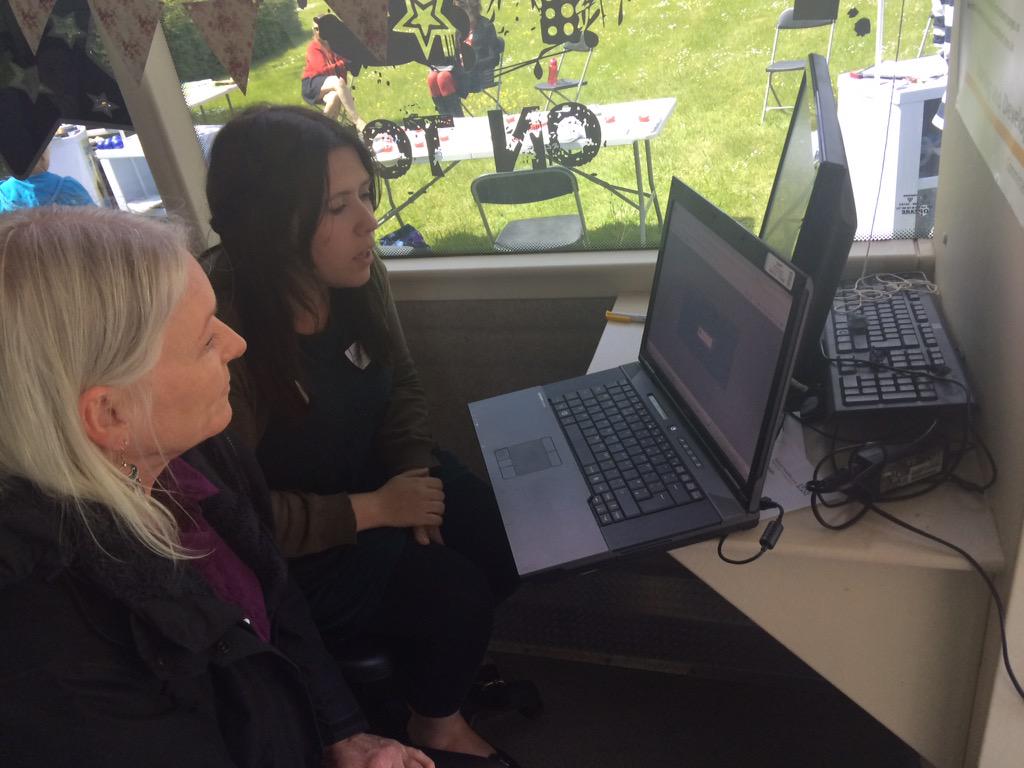 JayneyTweets's tweet photo. Supporting staff to use our eAppraisal module on the Learning Bus. #learningatworkweek http://t.co/kl6LpWDrei